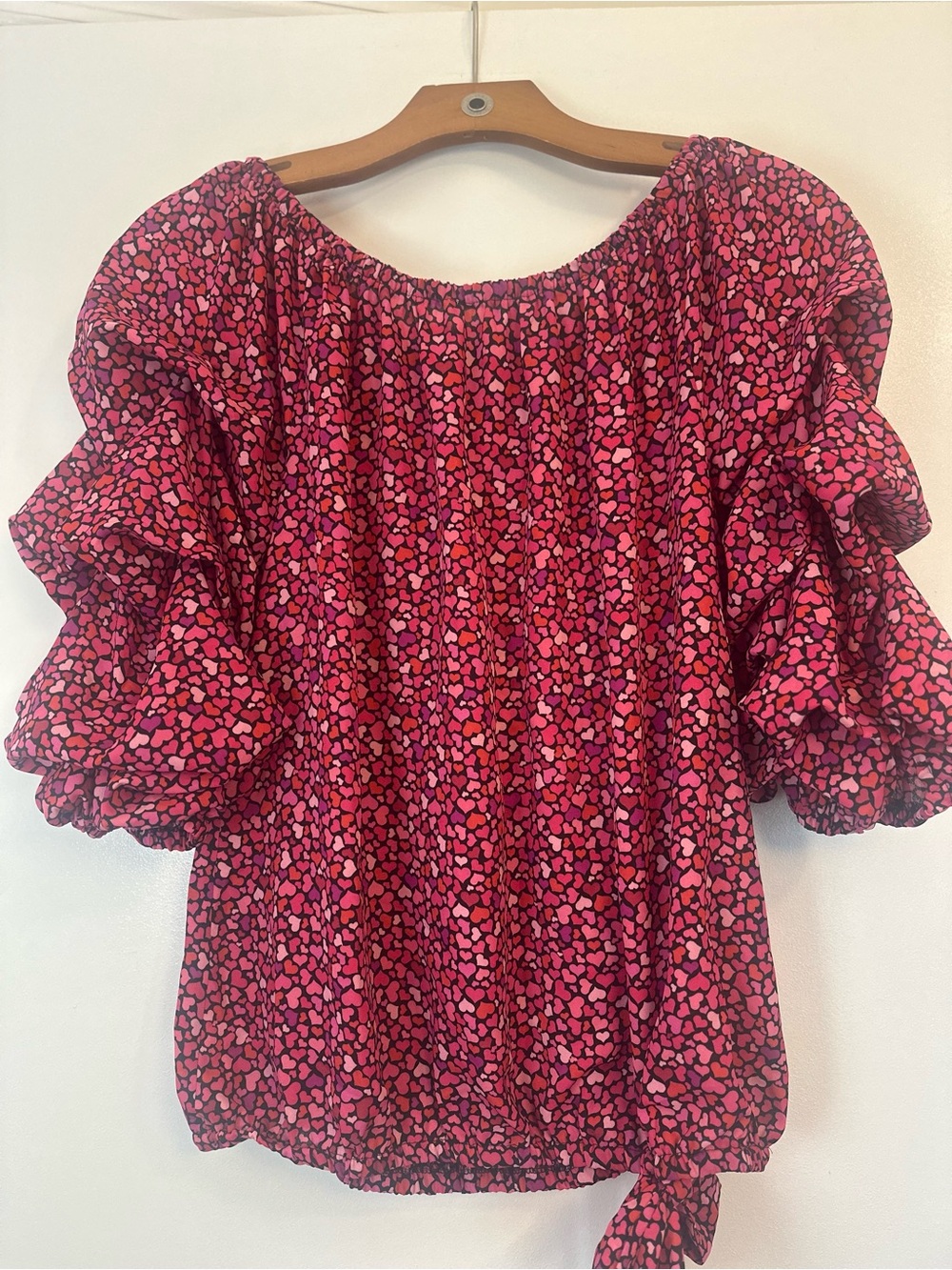 CeCe Fuchsia Heart-Print Puff Sleeve Blouse